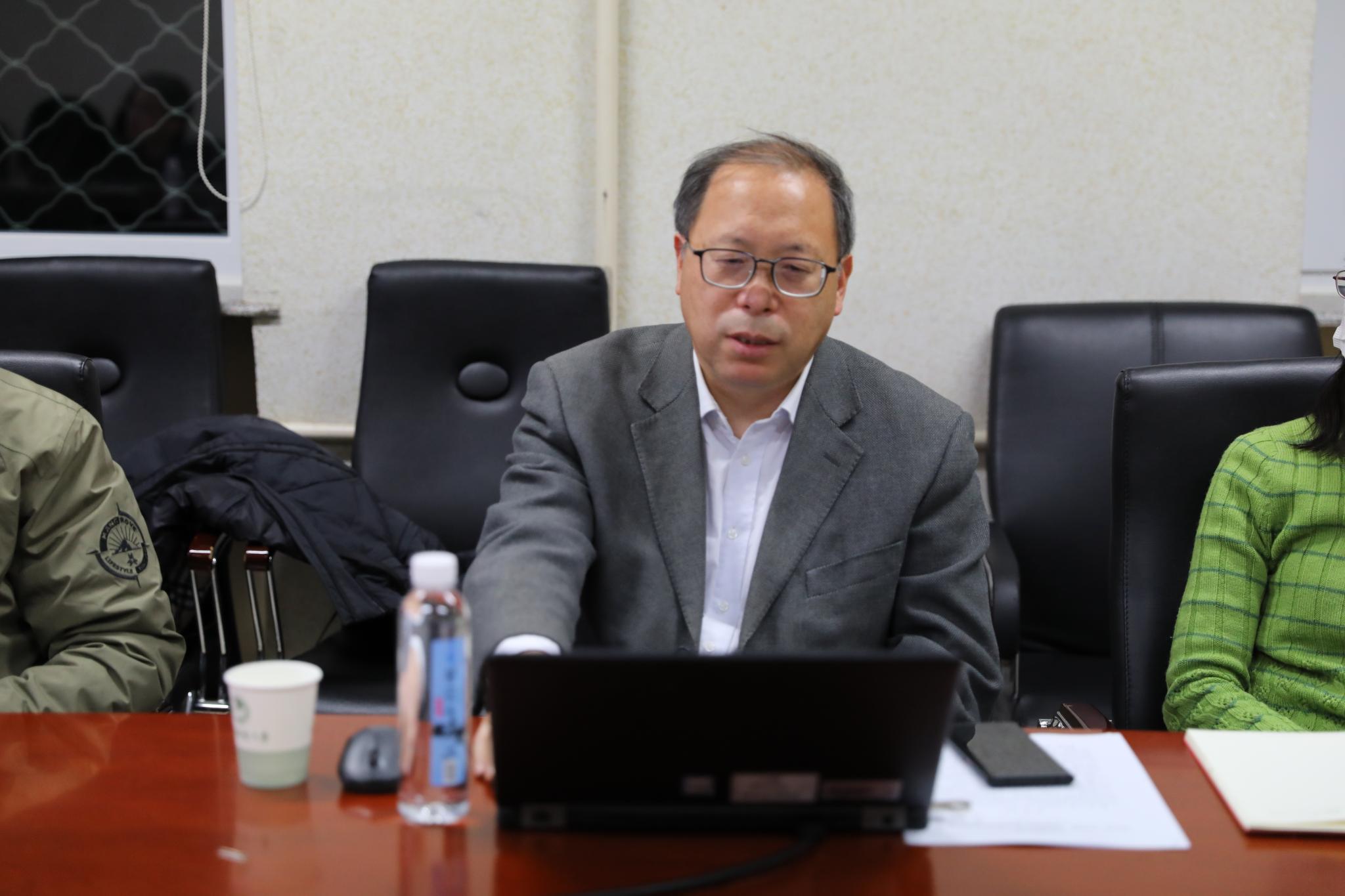 学习十九届六中全会精神，百舸争流勇创一流学院——yl7703永利召开全院大会